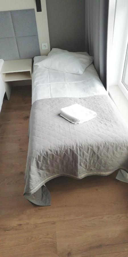 404 Rooms Wolska Apartament Varşovia Exterior foto